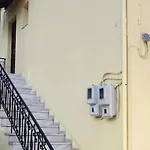 Happiness 5 Apartment *